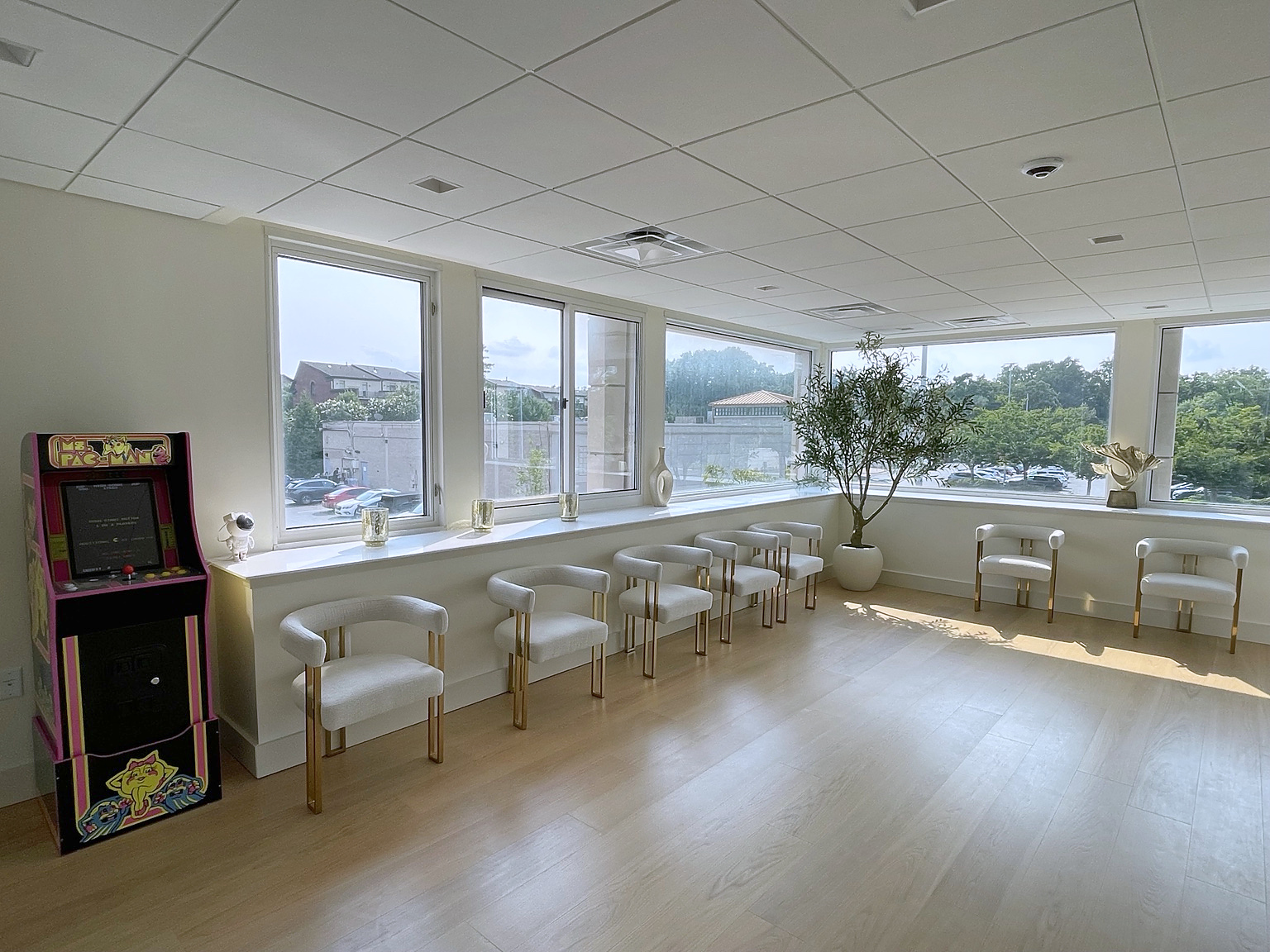 Penthouse waiting lounge at SOL of Potomac in Rockville, Maryland
